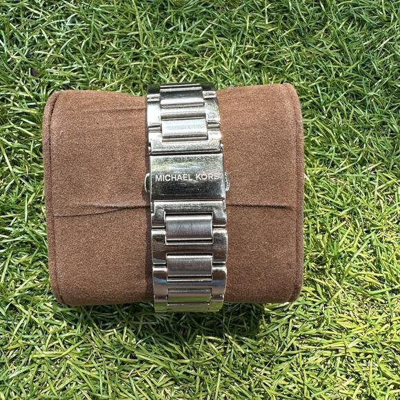 Michael Kors Skylar MK5866 Women Stainless Steel Analog Dial Quartz Watch JNA862 - Picture 7 of 12